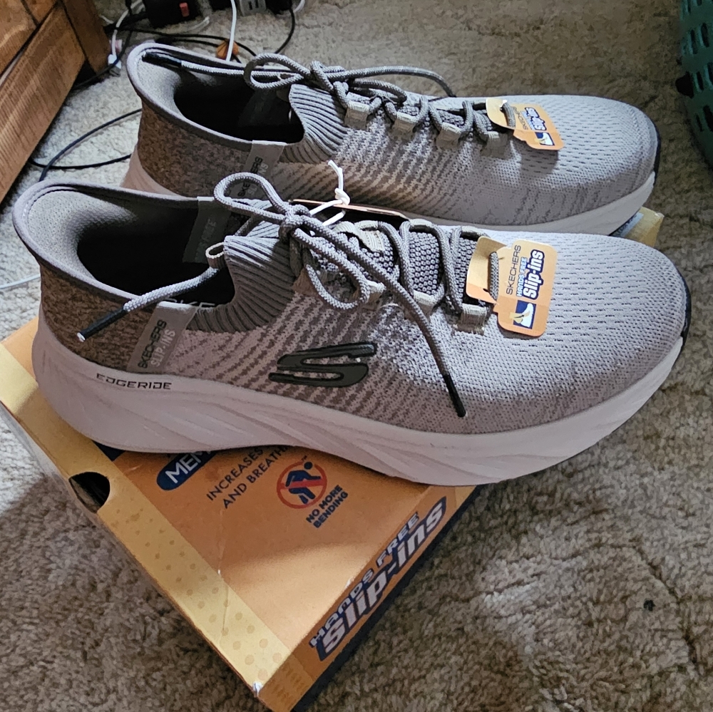 Skechers Men's Gray Athletic Shoes